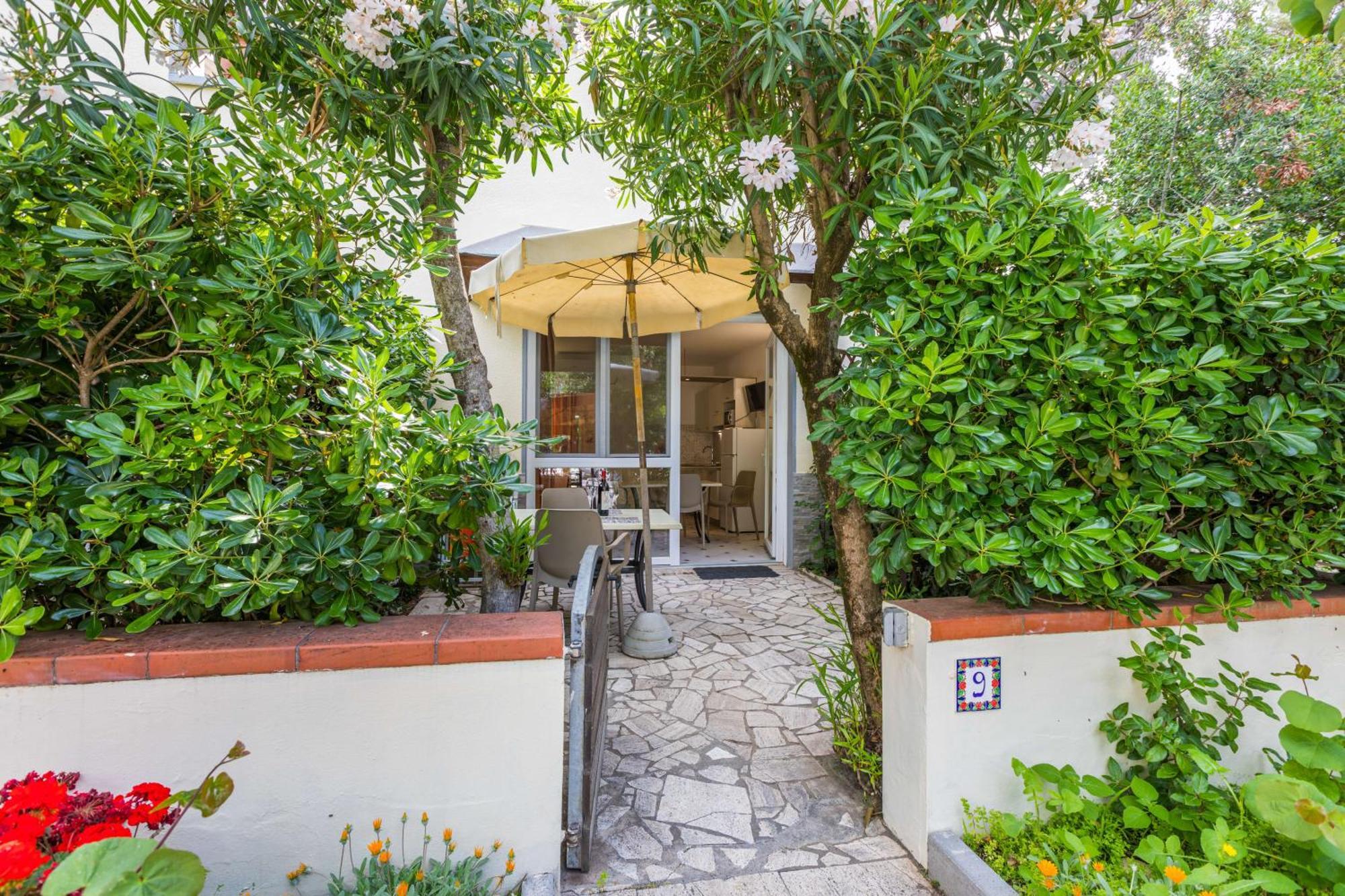 Residence Casa Di Caccia Marina Di Bibbona Extérieur photo