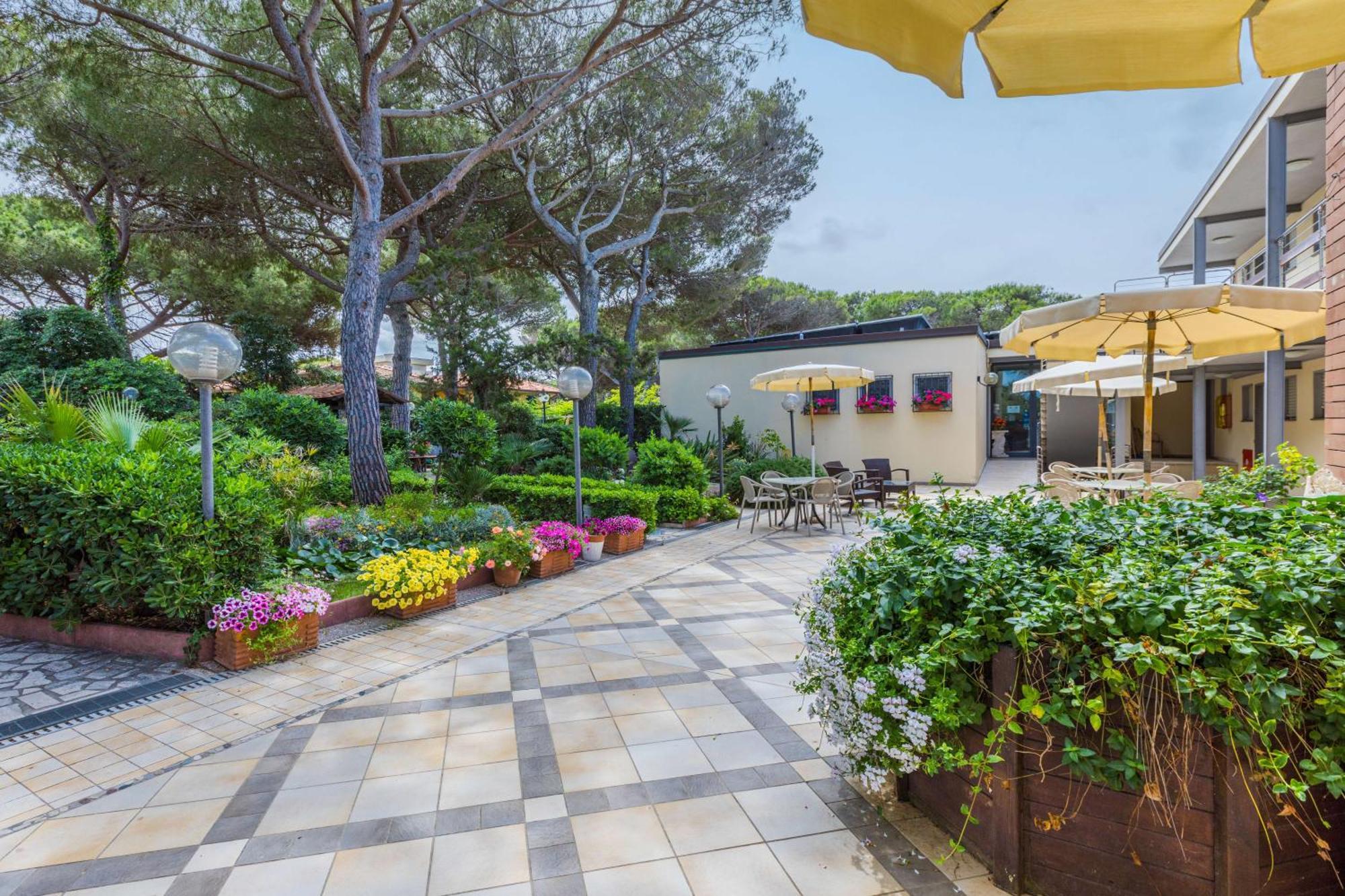 Residence Casa Di Caccia Marina Di Bibbona Extérieur photo